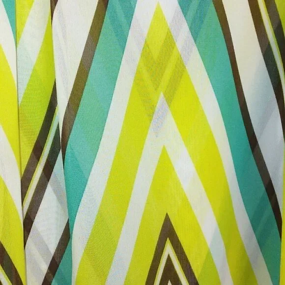 UMGEE COLLECTIONS SHEER GEO PRINT BLOUSE W/ COLD SHOULDER & MID-LENGTH SLEEVES - Picture 5 of 6